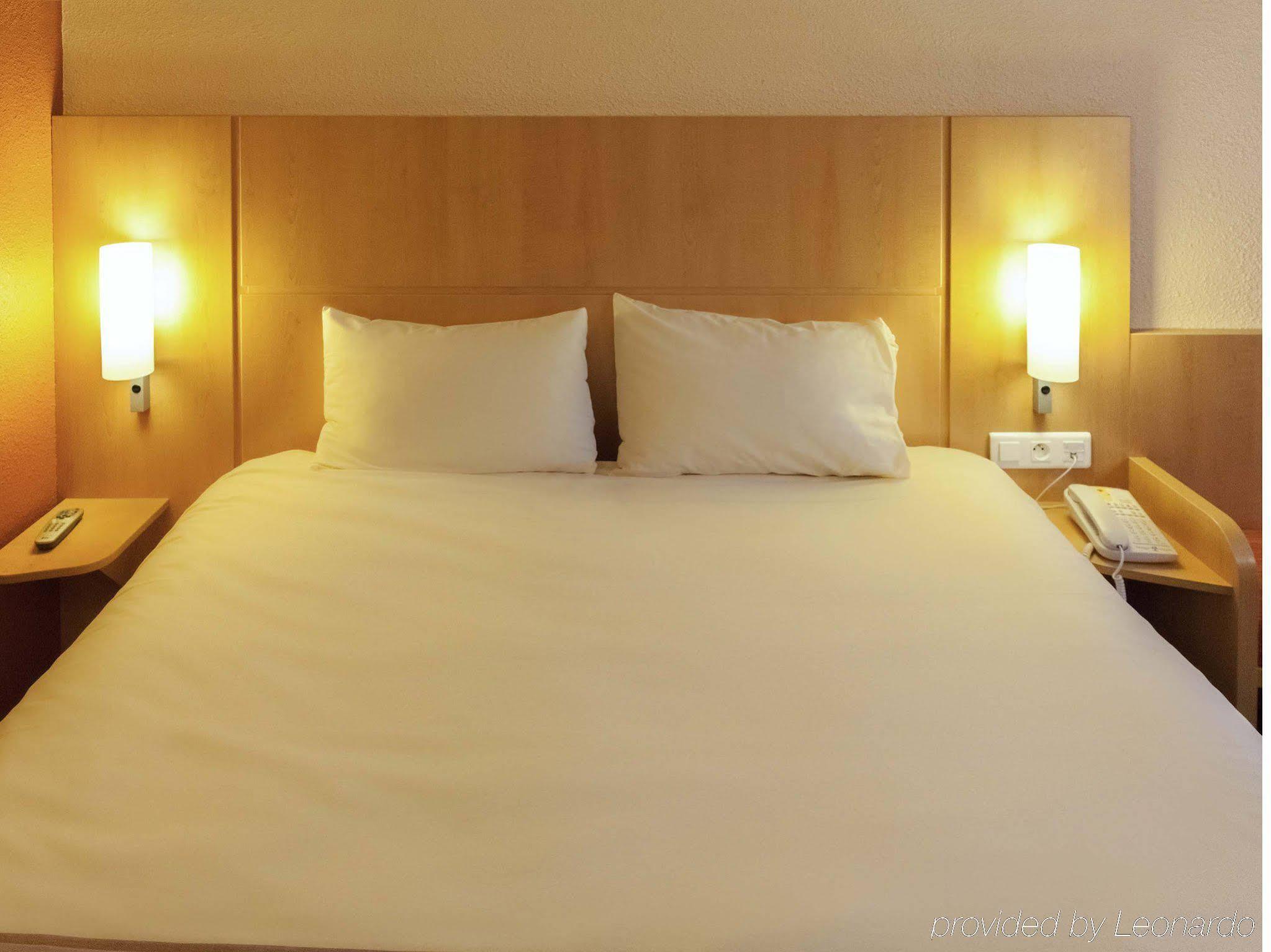 Hotel Ibis Alençon Zewnętrze zdjęcie