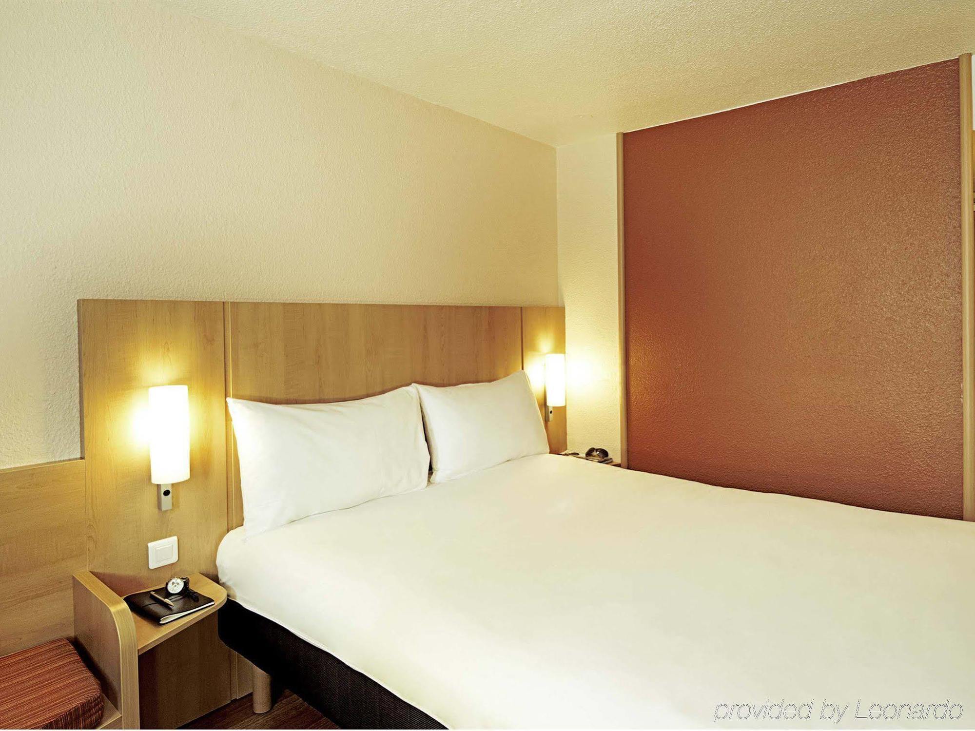 Hotel Ibis Alençon Zewnętrze zdjęcie
