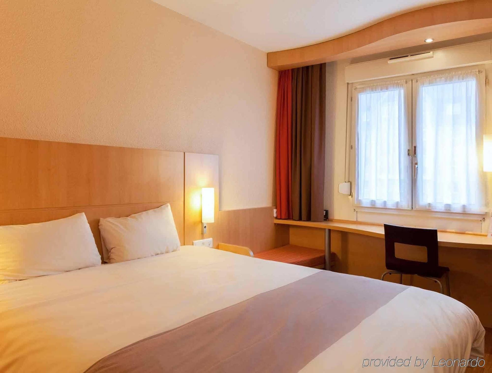 Hotel Ibis Alençon Zewnętrze zdjęcie